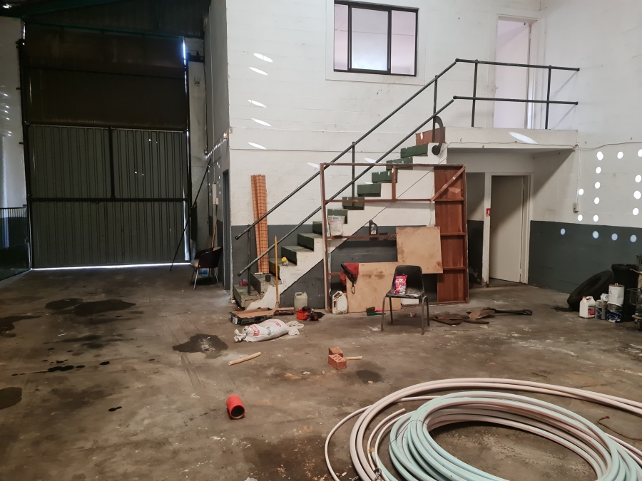 To Let commercial Property for Rent in Gants Plaza Western Cape